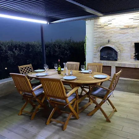 Liman Villa *